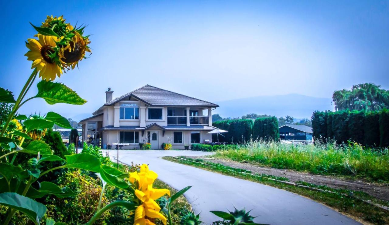 All Seasons Bed & Breakfast Kelowna Exterior foto